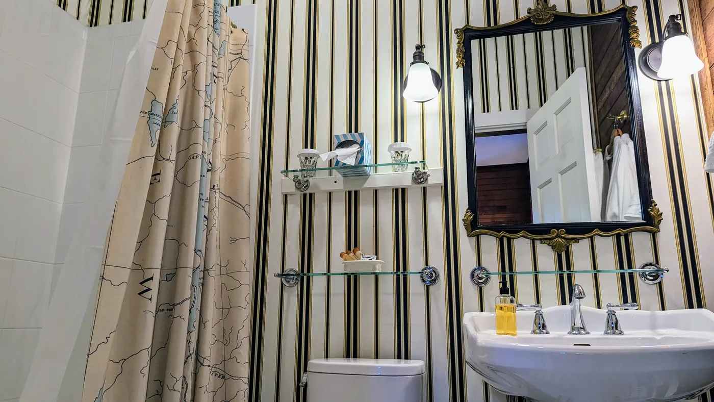 Bostwick Room at Heart of the Village Inn in Shelburne Vermont — gallery image 3