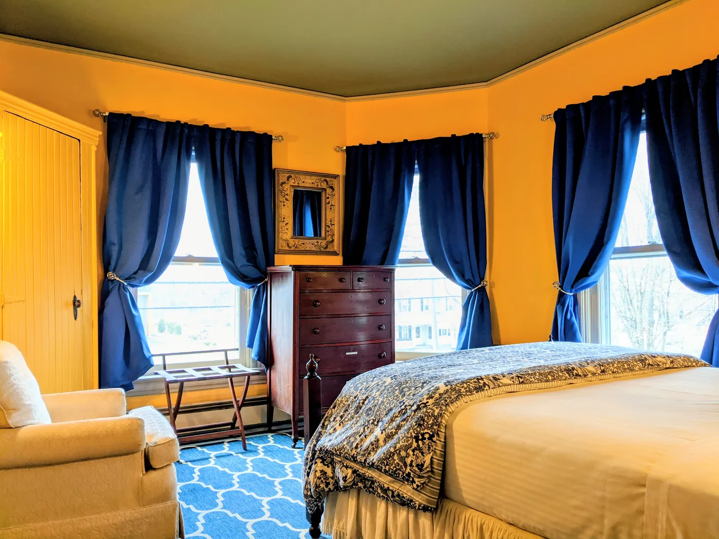 Harrington Suite at Heart of the Village Inn in Shelburne Vermont — gallery image 5