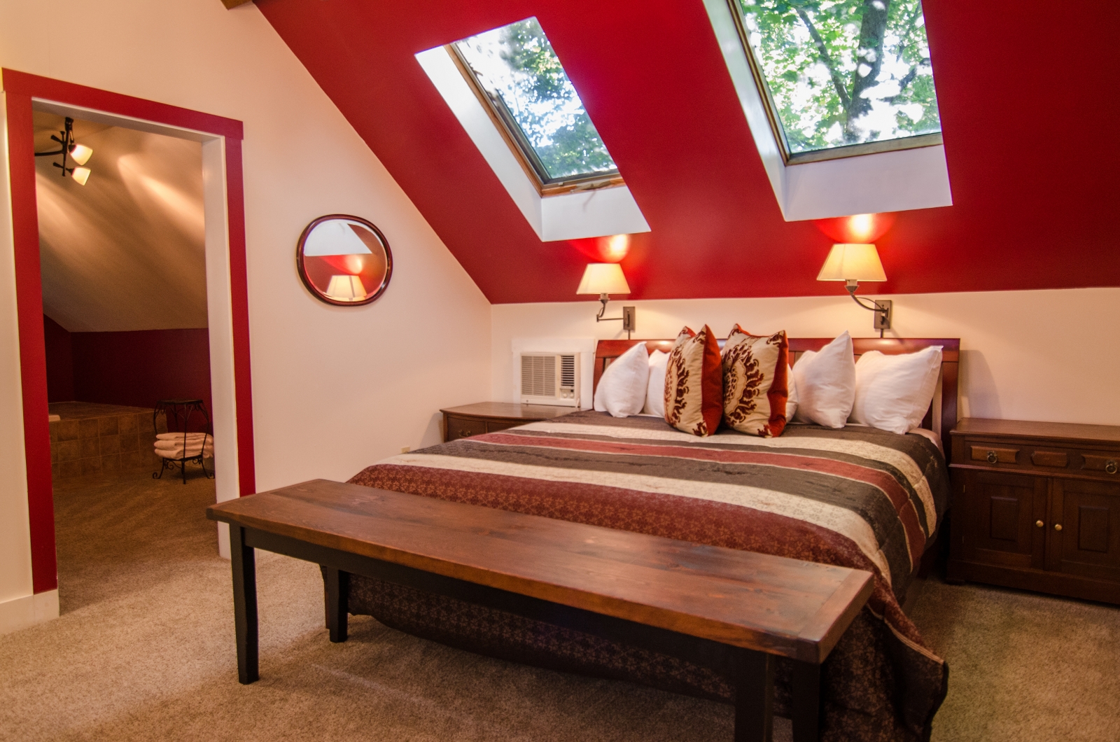 Webb Suite at Heart of the Village Inn in Shelburne Vermont — gallery image 2